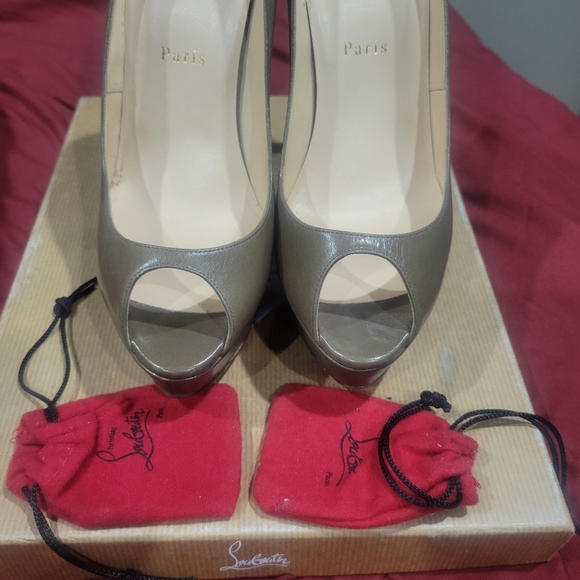 Christian Louboutin SPIKOO 100 PVC/SPECCHIO / TRANSP/LIGHT GOLD - Picture 5 of 8